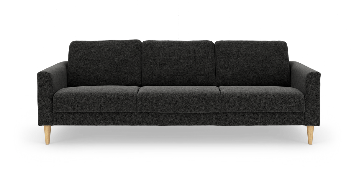 Mørkegrå 3-personers sofa med lige armlæn og lyse træben.