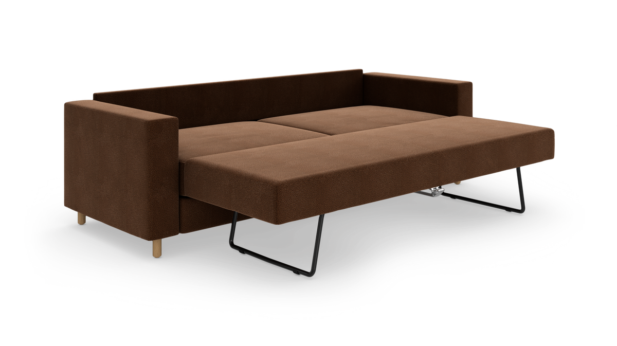 Brun sovesofa i moderne, minimalistisk design, vist udslået på hvid baggrund.