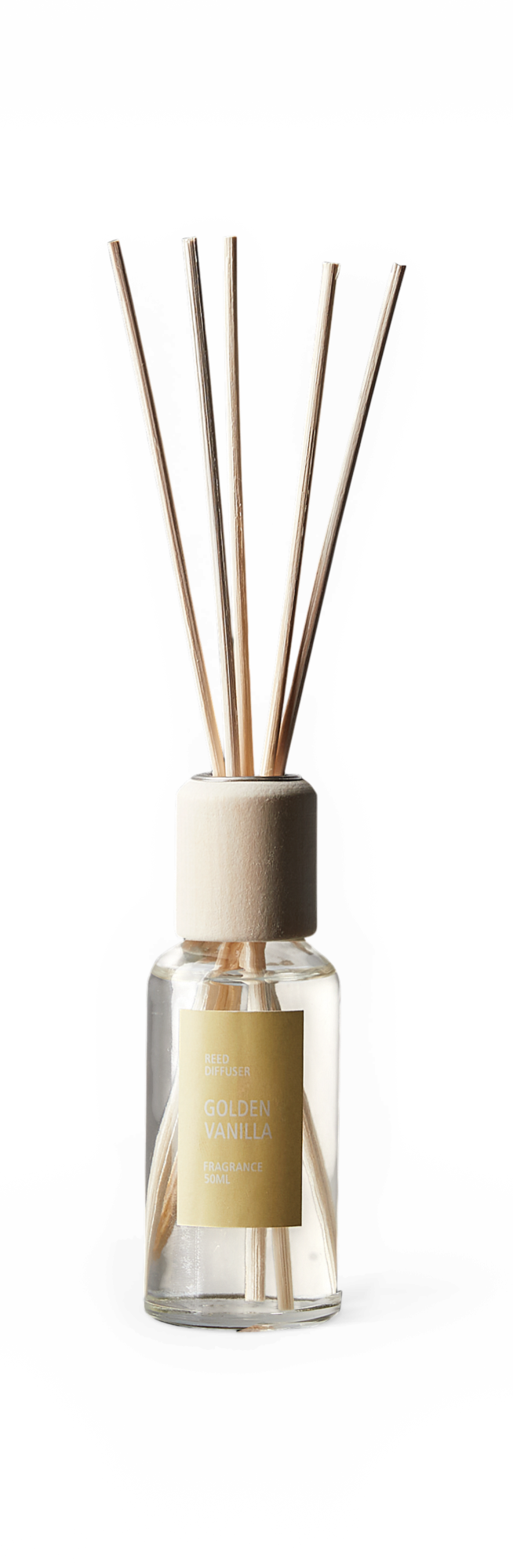 Reed Diffuser Golden Vanilla Fragrance 50 ml – duftpinde i klar glasflaske med lyst trælåg og lyse pinde mod sort baggrund.