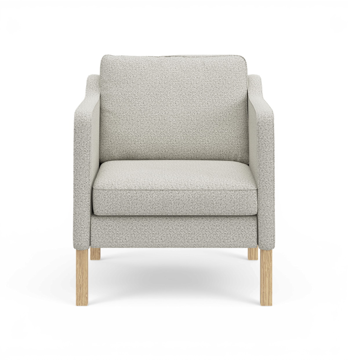 Lysegrå lænestol med lige armlæn og lyse træben i moderne, minimalistisk stil.