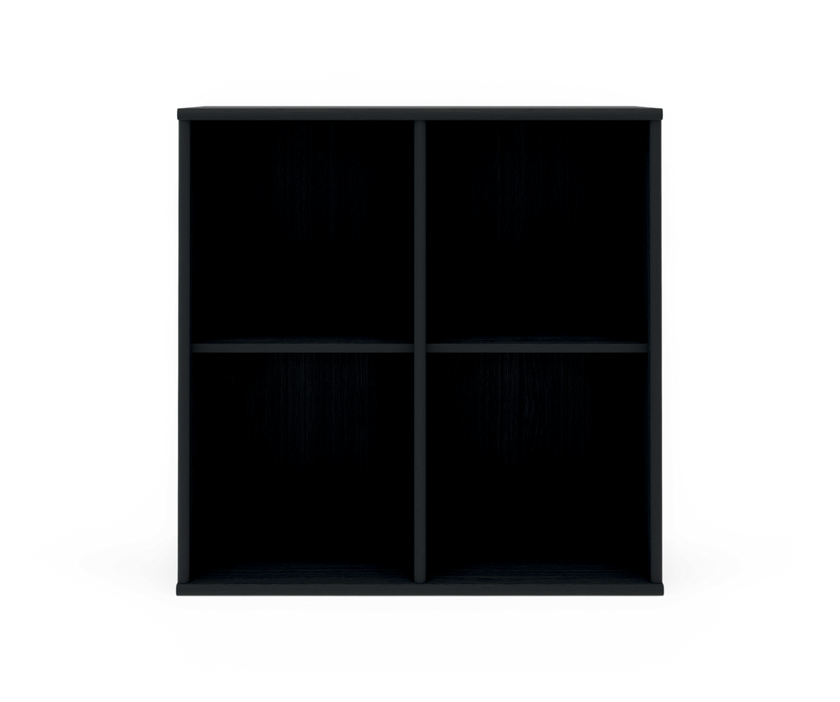 Sort 2x2 kubehylde med fire rum, set forfra.
