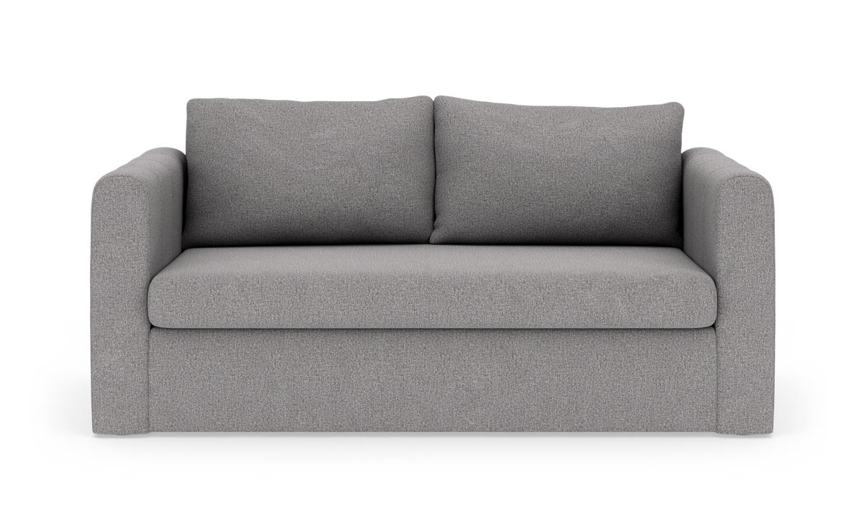 Grå 2-personers sofa med to rygpuder, frilagt på hvid baggrund.
