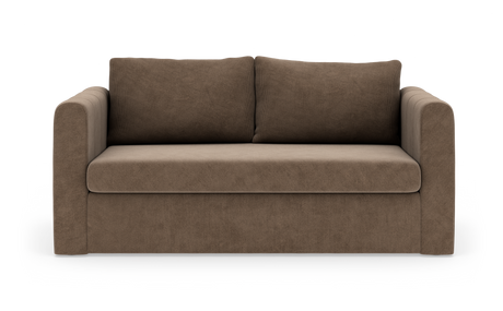 Brun 2-personers sofa med bløde ryghynder, fotograferet forfra på hvid baggrund.