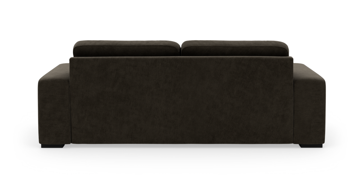 Sofa set bagfra i mørkebrun polstring på hvid baggrund med skygge.