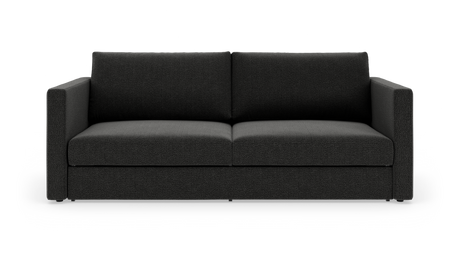 Mørkegrå sofa med lige armlæn og to sædehynder, set forfra mod hvid studiobaggrund.