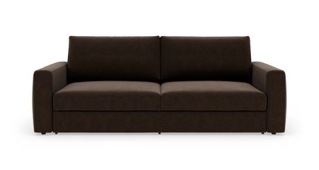 Mørkebrun sofa med to sædehynder og lige armlæn, fotograferet forfra på hvid baggrund.