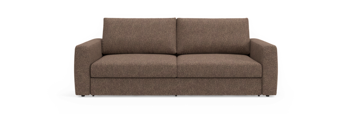 Brun 2-personers sofa med lige armlæn, frontvisning mod sort baggrund.