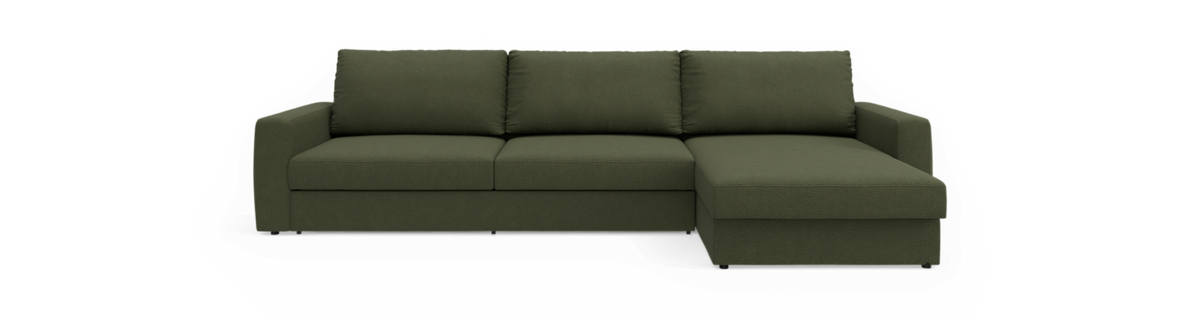 Grøn hjørnesofa med chaiselong til højre, frilagt på sort baggrund, set forfra.