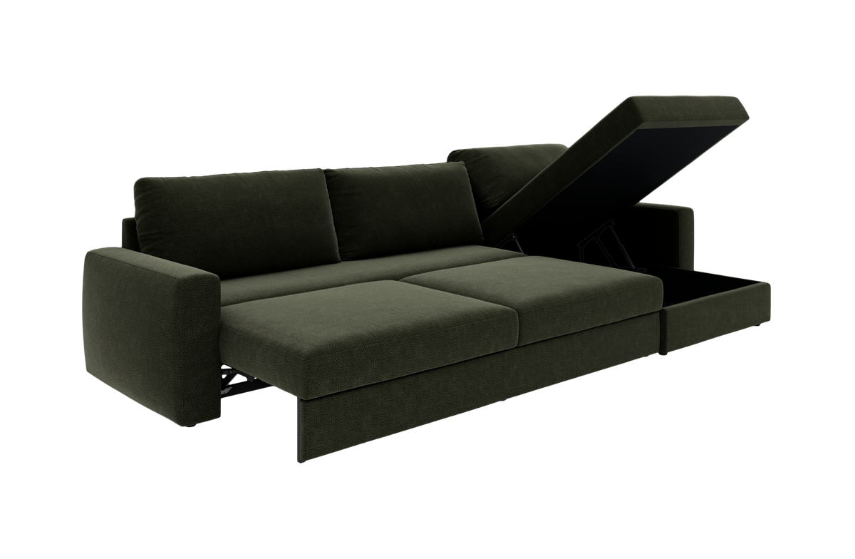 Mørkegrøn sovesofa i moderne design med åbningsbar chaiselong med opbevaring, tre ryghynder og brede armlæn, frilagt på hvid baggrund.