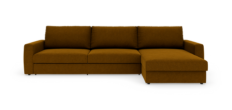 Rustbrun stofsofa med chaiselong i højre side, fritlagt på hvid baggrund.