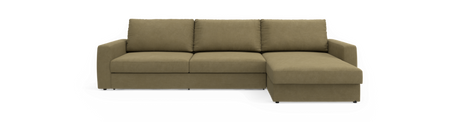 Olivengrøn hjørnesofa med chaiselong til højre, frontvisning mod sort baggrund.