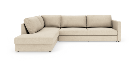 Beige L-formet hjørnesofa med venstrevendt chaiselong på hvid studiobaggrund.