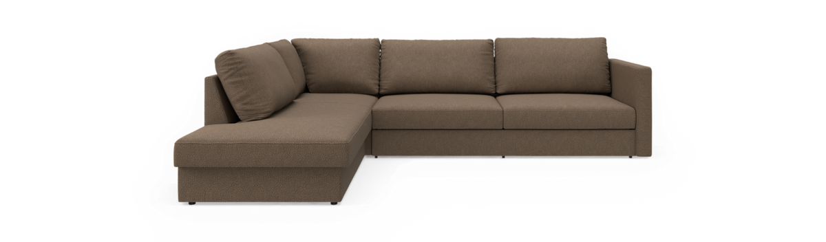 Brun L-formet hjørnesofa med venstre chaiselong og tre sædehynder, moderne design på neutral baggrund.