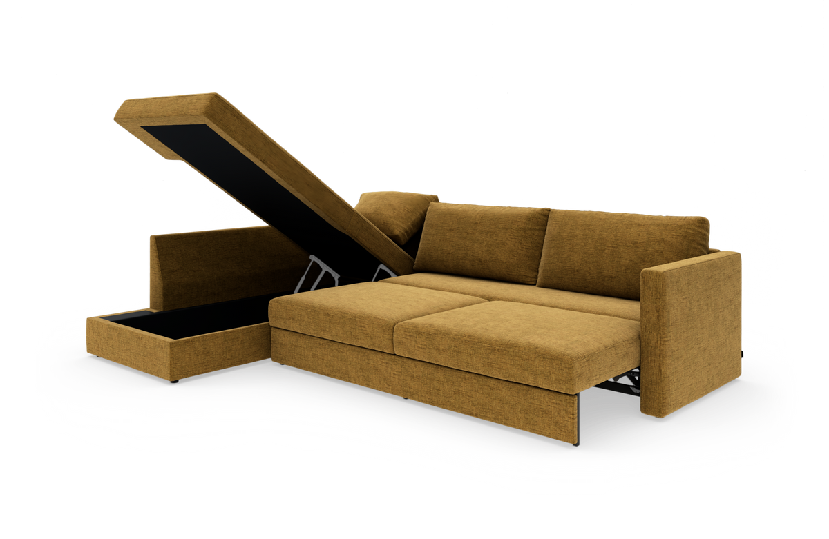 Sennepsgul sovesofa med chaiselong med åben opbevaring, frilagt på hvid baggrund.