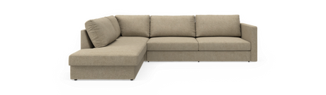 Beige L‑formet hjørnesofa med venstrevendt chaiselong, tre sæder og lige armlæn på sort baggrund.