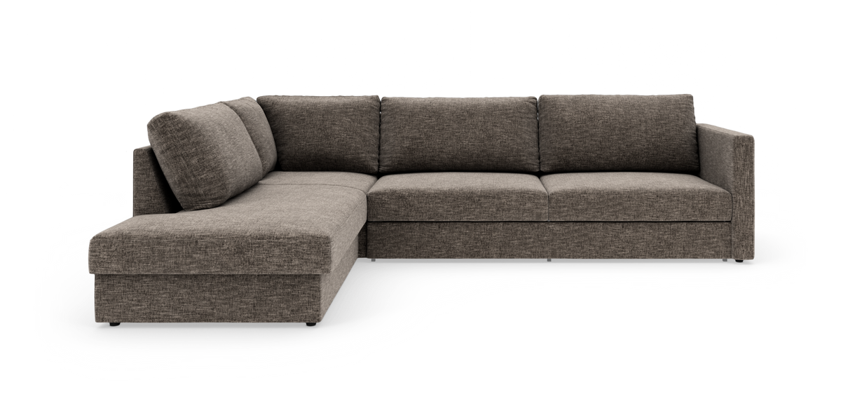 L-formet modulsofa i brungråt tekstil med venstrevendt chaiselong, fotograferet i studie.