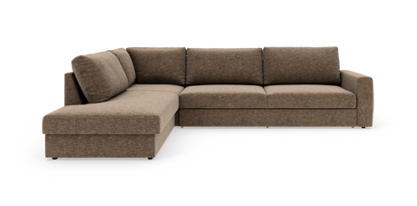 Brun hjørnesofa i stof med chaiselong til venstre, moderne design frilagt på hvid baggrund.