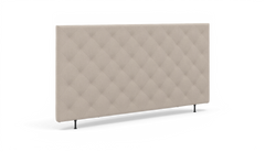 Beige, tuftet sengegavl med diamantmønster og ben, fritstående.