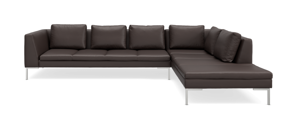 Brun L-formet modulsofa i læder med metalben og fem ryghynder.