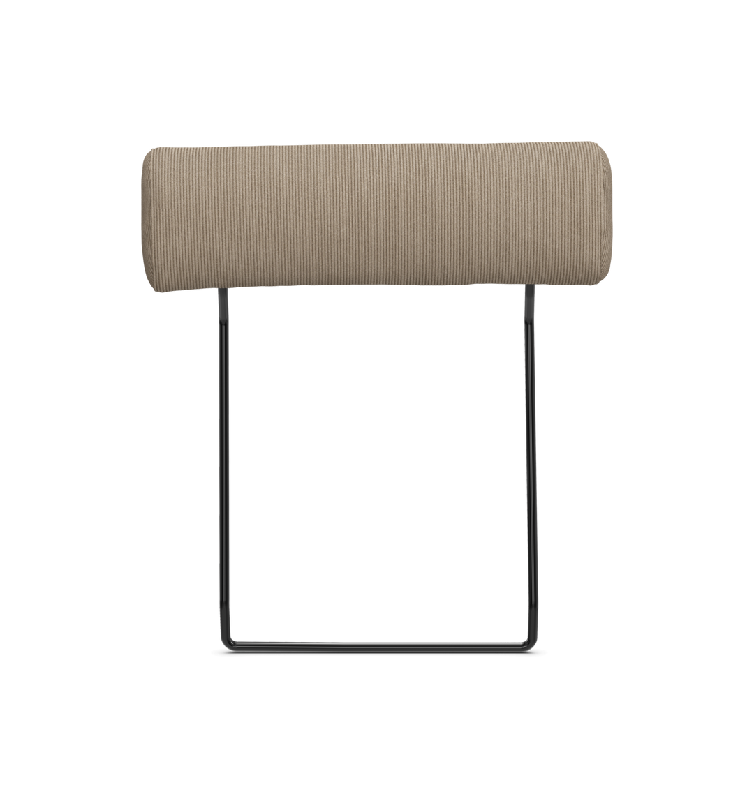 Beige cylindrisk nakkestøtte med U-formet metalramme, frilagt.