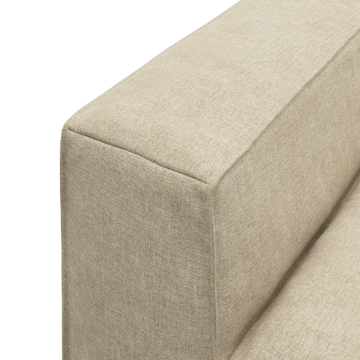 Nærbillede af beige stofsofa-armlæn med tydelig syning.
