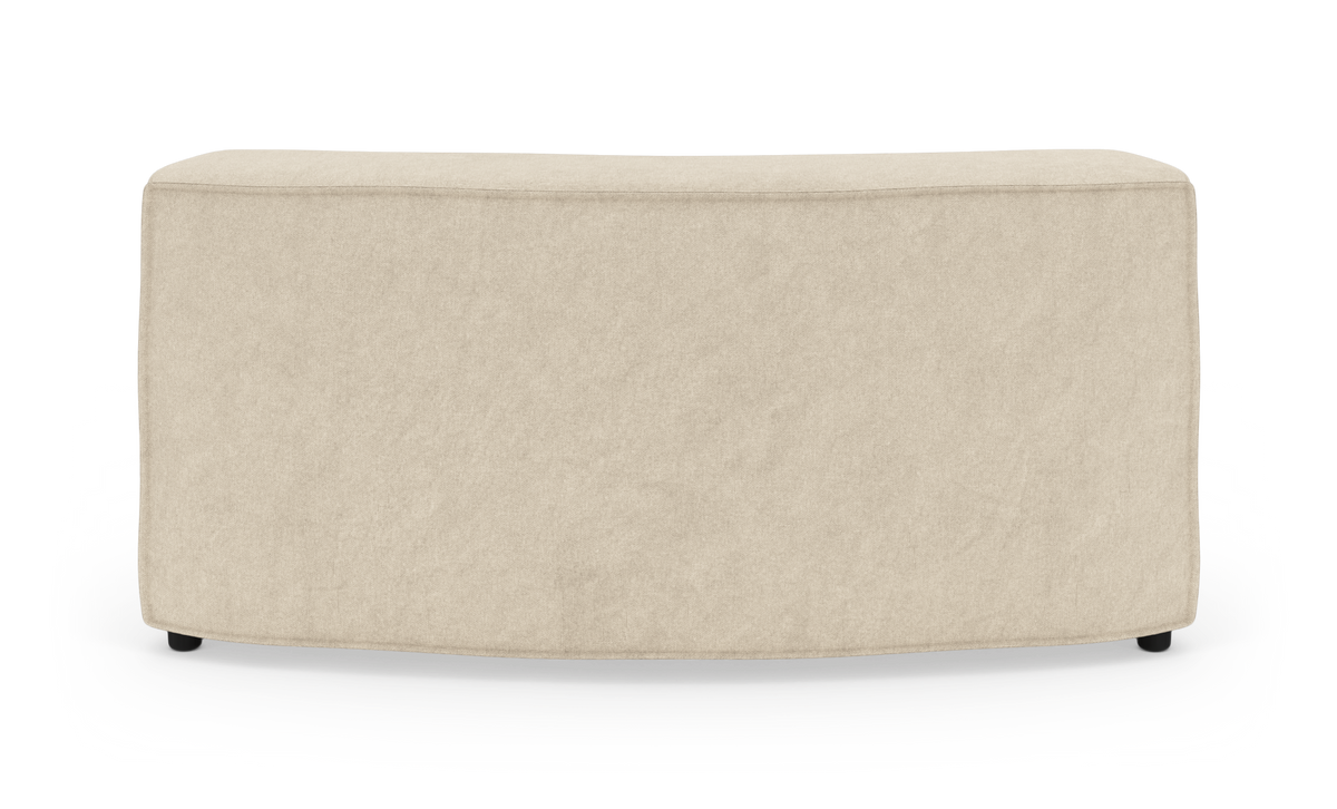 Beige, buet modulpuf/sofaelement på hvid baggrund.