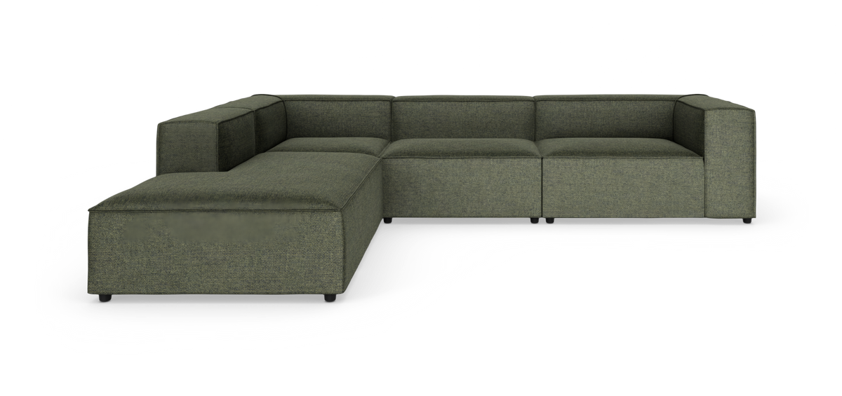 Modulær L-formet sofa i mosgrønt stof, vist i studie mod hvid baggrund.