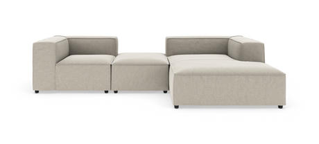 Modulær beige hjørnesofa med chaiselong i stof, frilagt på hvid baggrund.