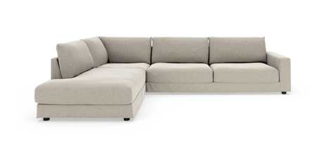 Beige modulsofa i L-form med venstre chaiselong, fritstående på hvid baggrund.