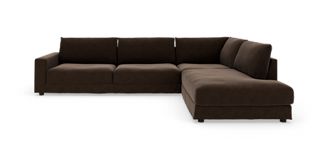 Mørkebrun L‑formet modulsofa i stof med højre chaiselong, frilagt på hvid baggrund.