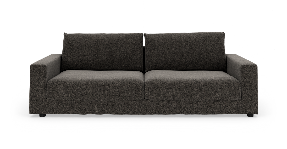 Mørkegrå 2-personers sofa med lige armlæn, frilagt på hvid baggrund.