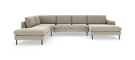 Beige modulopbygget U-formet hjørnesofa med chaiselong i begge ender og sorte metalben, frilagt på hvid baggrund, set skråt forfra.
