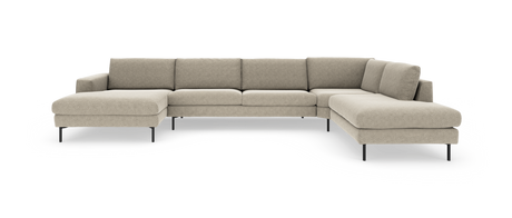 Lys beige modulsofa i U‑form med chaiselong til venstre og sorte metalben.