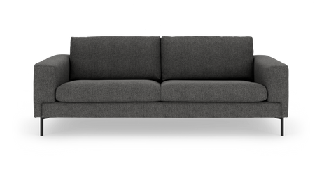 Mørkegrå 3-personers sofa med lige armlæn og slanke sorte ben, set forfra.