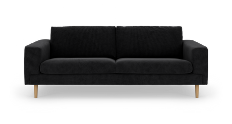 Sort tresæders sofa i stof med træben, fritlagt på hvid baggrund i frontvisning.