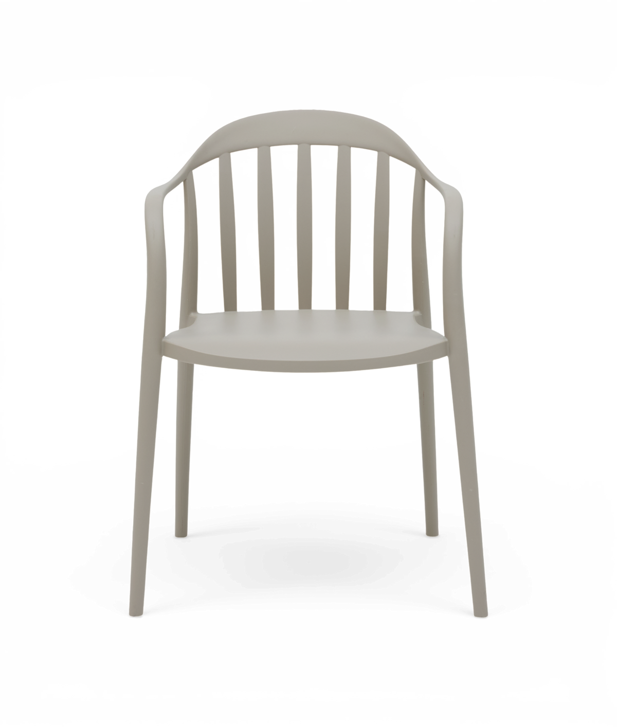 Lys beige stol med buet ryglæn og lodrette lameller.