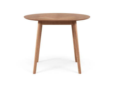 Rundt sidebord i lys eg med tre slanke ben, frilagt mod hvid baggrund.