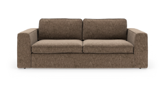 Brun 2-personers sofa med brede armlæn, frontvisning på hvid baggrund.