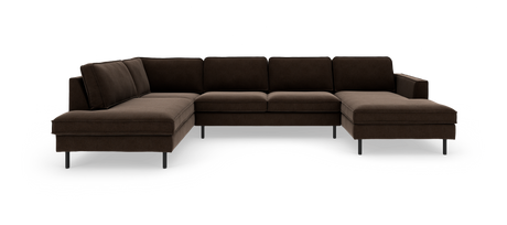 Mørkebrun modulsofa i U‑form med chaiselonger i begge sider og slanke sorte ben.