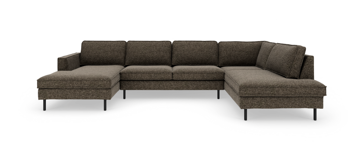 Brun U‑formet modulsofa med chaiselong i begge ender og slanke sorte ben.