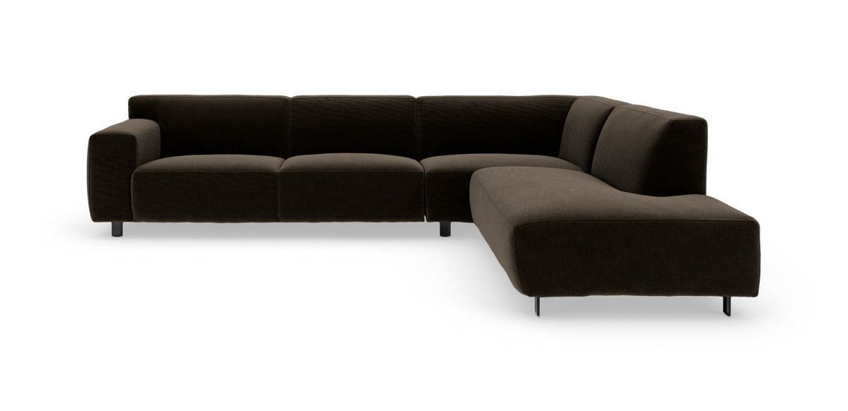 Mørkebrun L-formet modulsofa med metalben, set skråt forfra.