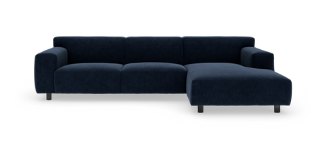 Mørkeblå, moderne hjørnesofa med chaiselong til højre og metalben, fritstående på hvid baggrund.
