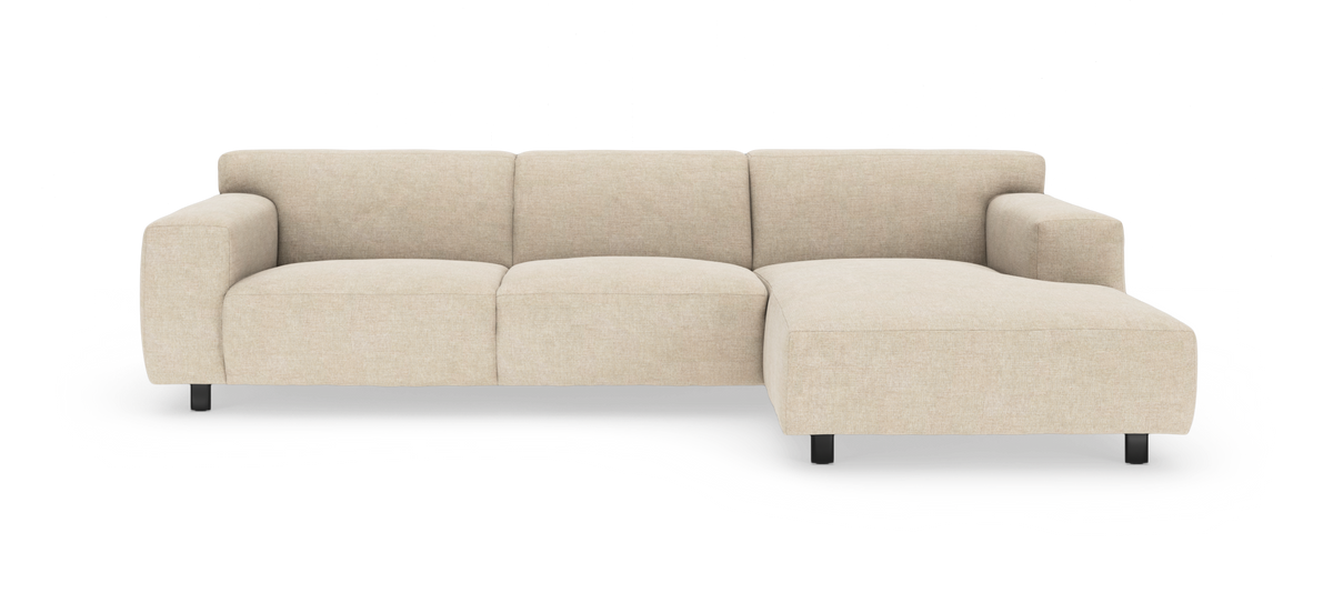 Beige modulsofa med højrevendt chaiselong, frilagt på hvid baggrund.