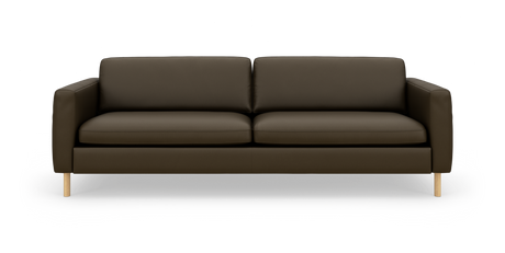 Mørkebrun 3-personers sofa med lige armlæn og lyse træben, fotograferet lige forfra i studie på hvid baggrund.