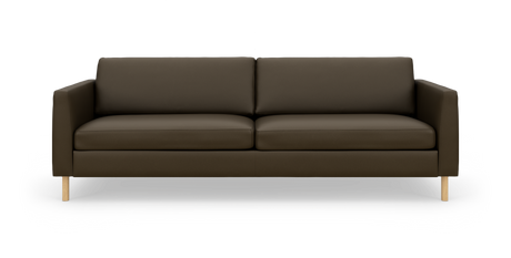 Brun 3-personers sofa med lige armlæn og træben, produktfoto på hvid baggrund.