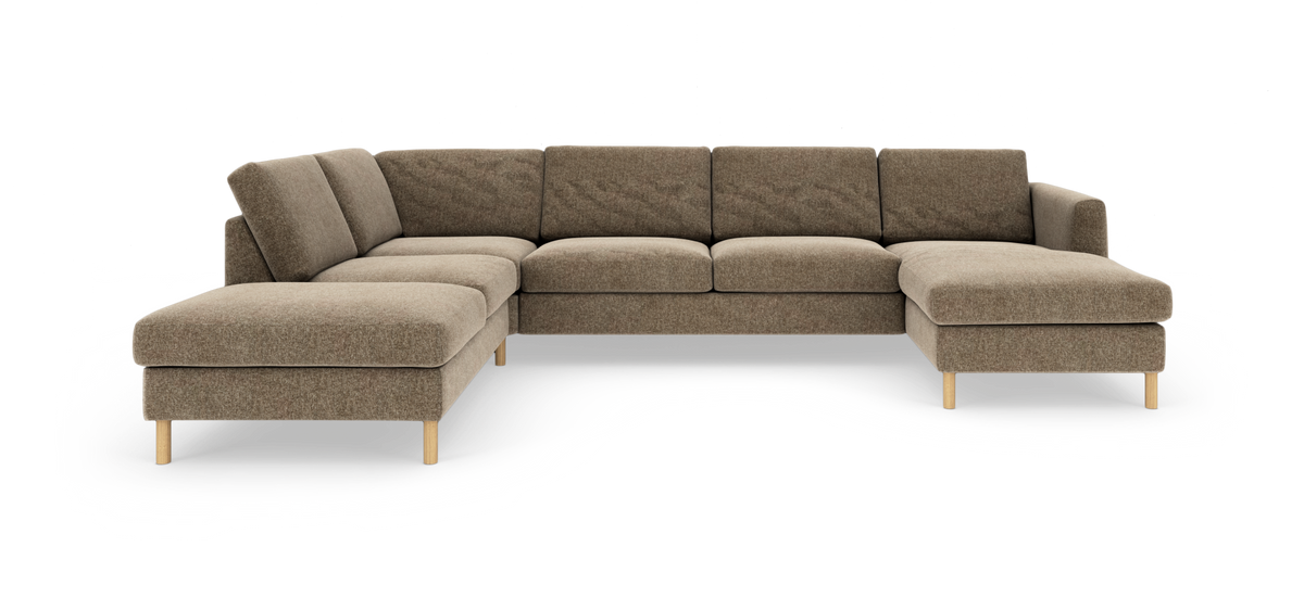 Brun modulsofa i U‑form med chaiselonger i begge ender og lyse træben, frilagt på hvid baggrund.