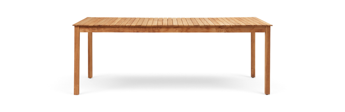 Rektangulært teakbord med lamel-bordplade, frilagt mod transparent baggrund.