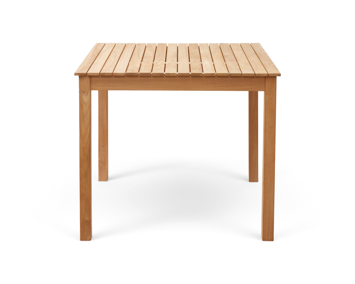 Kvadratisk bord i massivt træ med lamel-bordplade, frontvisning.