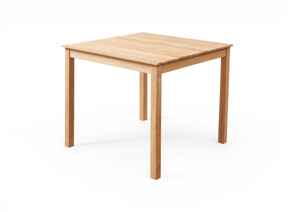 Firkantet bord i lyst træ med lige ben, frilagt.