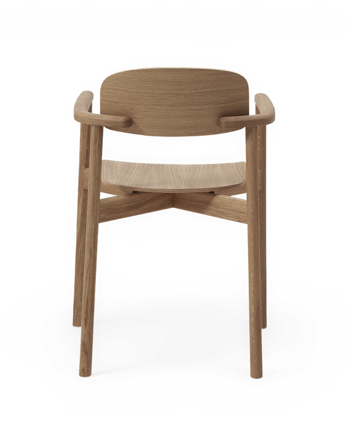 Stol i lys eg med afrundet ryg og armlæn, minimalistisk skandinavisk design.
